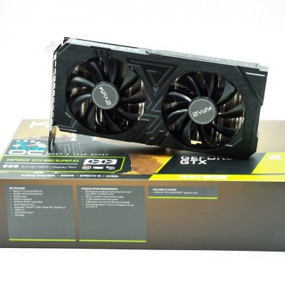 KFA2_GTX1660_SUPER_EX_on_box2