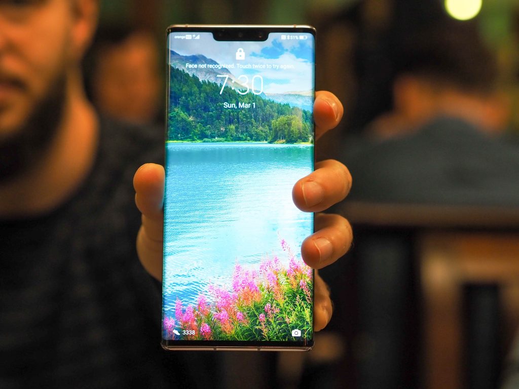 Huawei_Mate_30_PRO_front