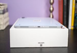 Xiaomi Pad 5 bottom side