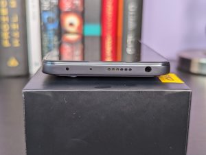 Poco_X4_Pro_side